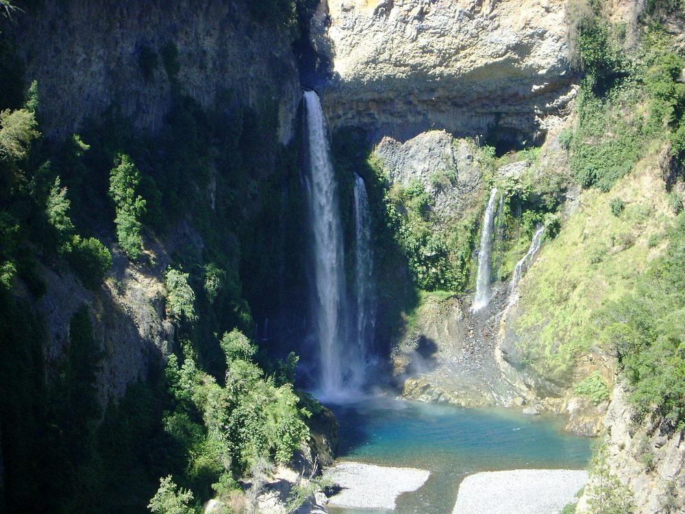 Salto de la Leona en el Parque Nacional Radal Siete Tazas